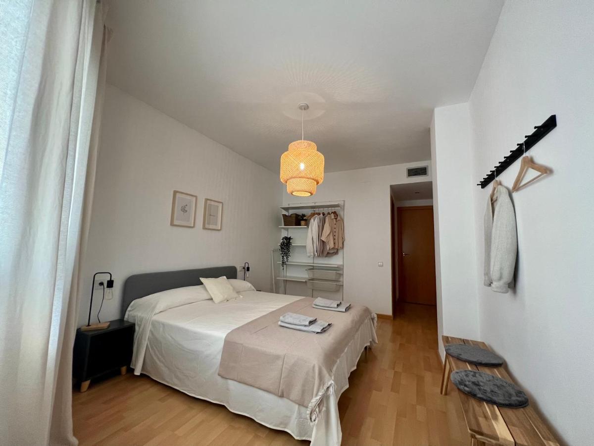 Cozy Apartment Well-Located In Terrassa, Barcelona Zewnętrze zdjęcie